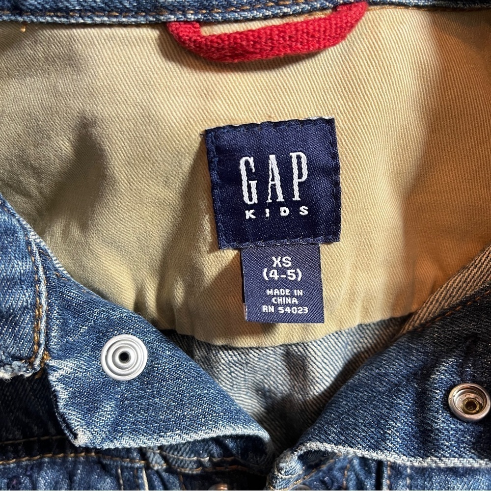 GAP Kids Classic Y2K Blue Jean Jacket Distressed Size XS 4-5 100% Cotton Western - Picture 8 of 14